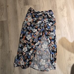 Ardene Black Floral Asymmetrical Skirt